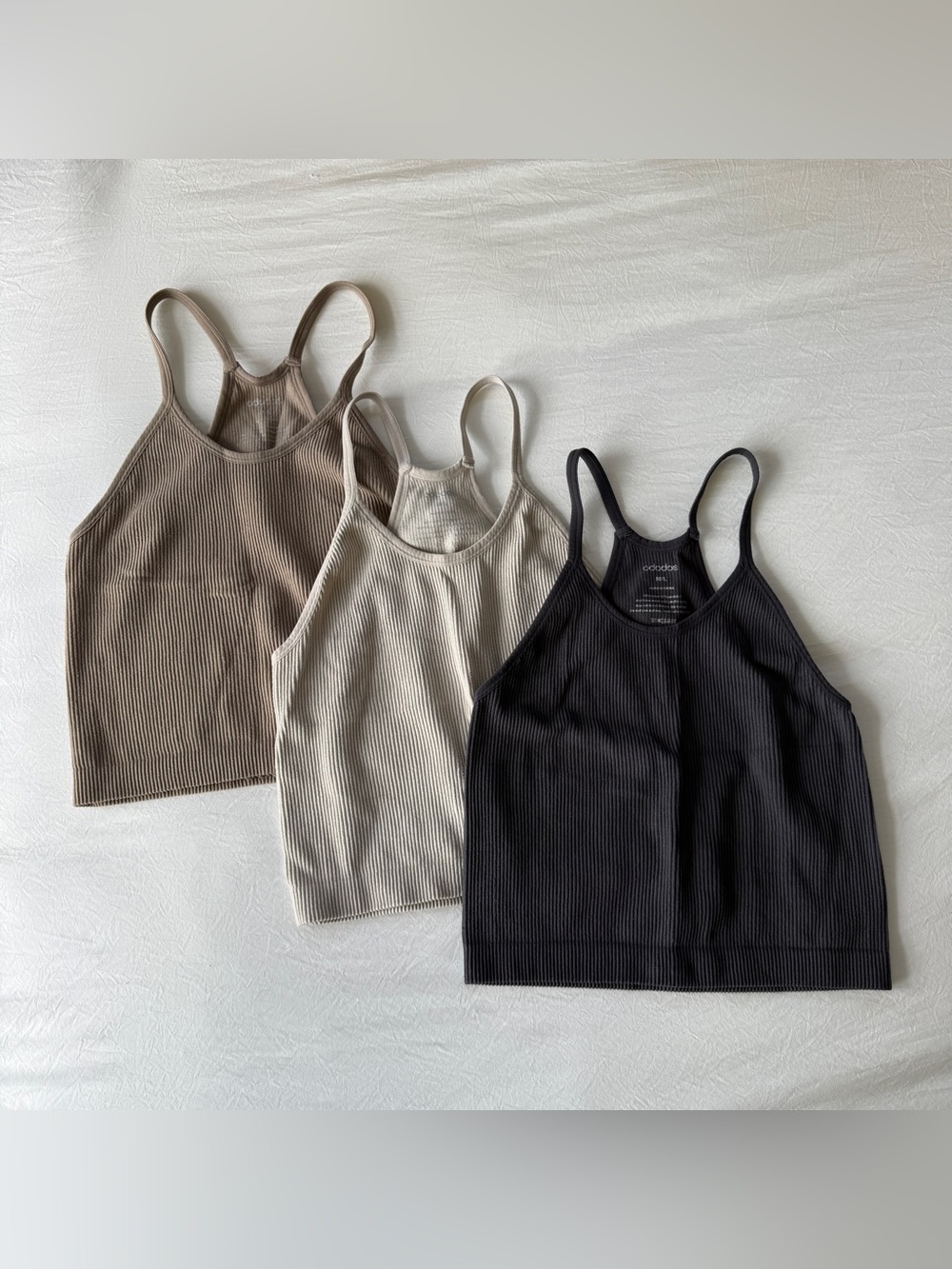 Women's 3-Pack Seamless Rib-Knit Camisole Crop Tank Tops